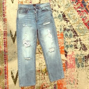 🌟PRICE DROP🌟Vintage, high-waisted denim! Worn 2x